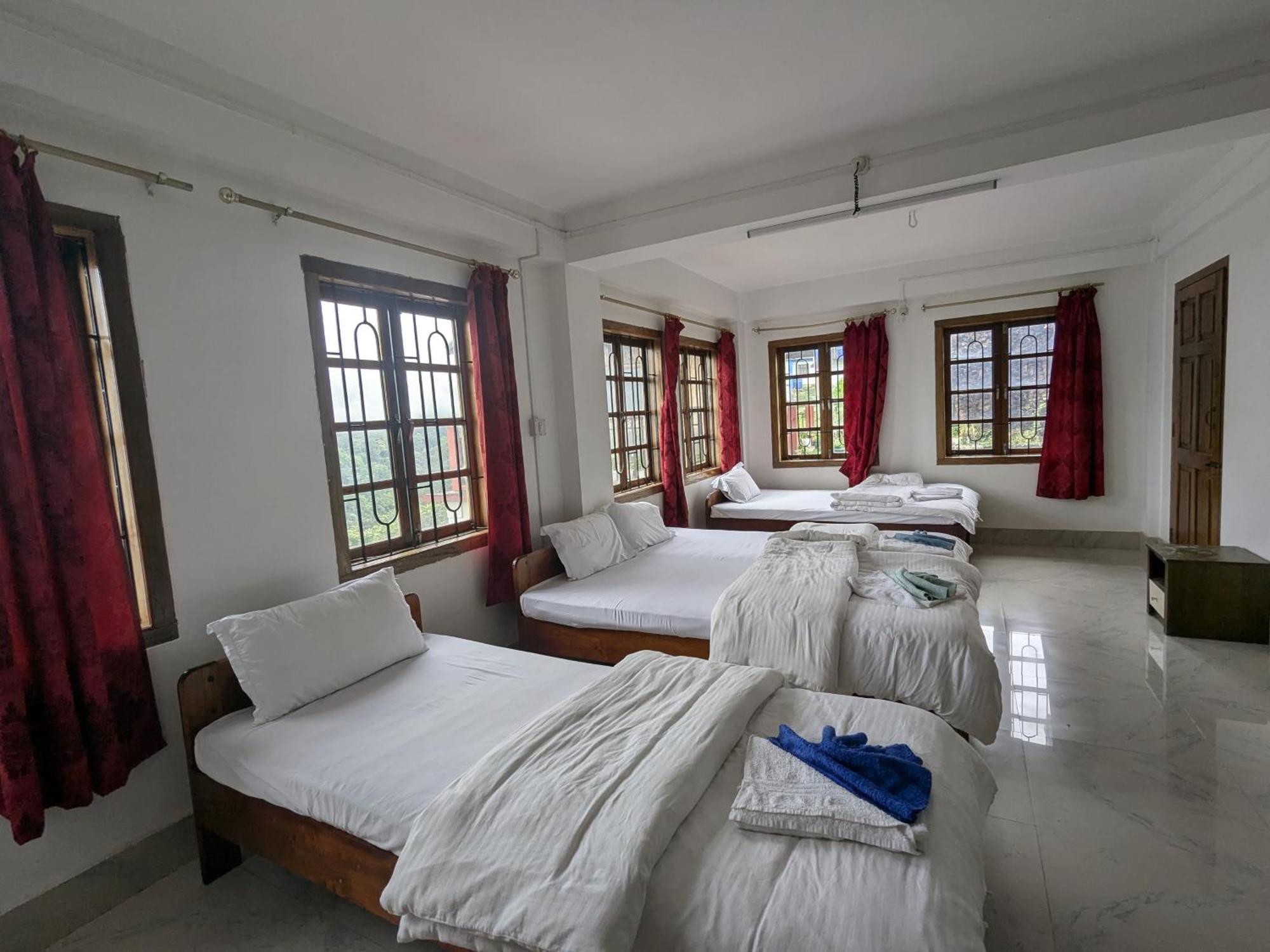 Dovipie Inn Kohima Εξωτερικό φωτογραφία
